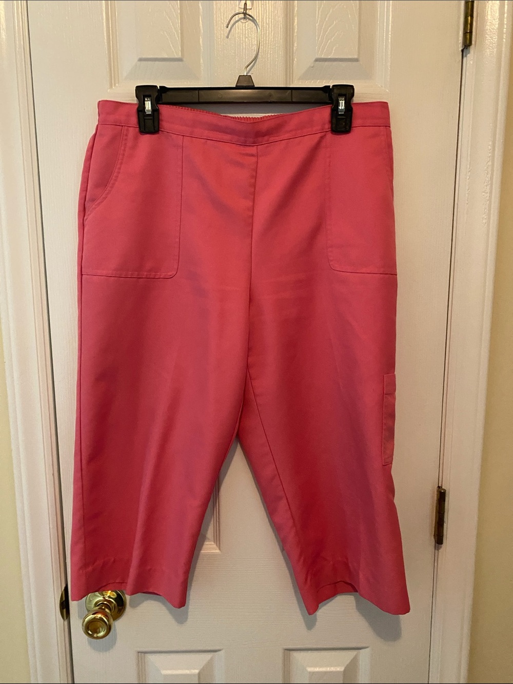 Alfred Dunner Pink Pull-On Capri Cargo Pants